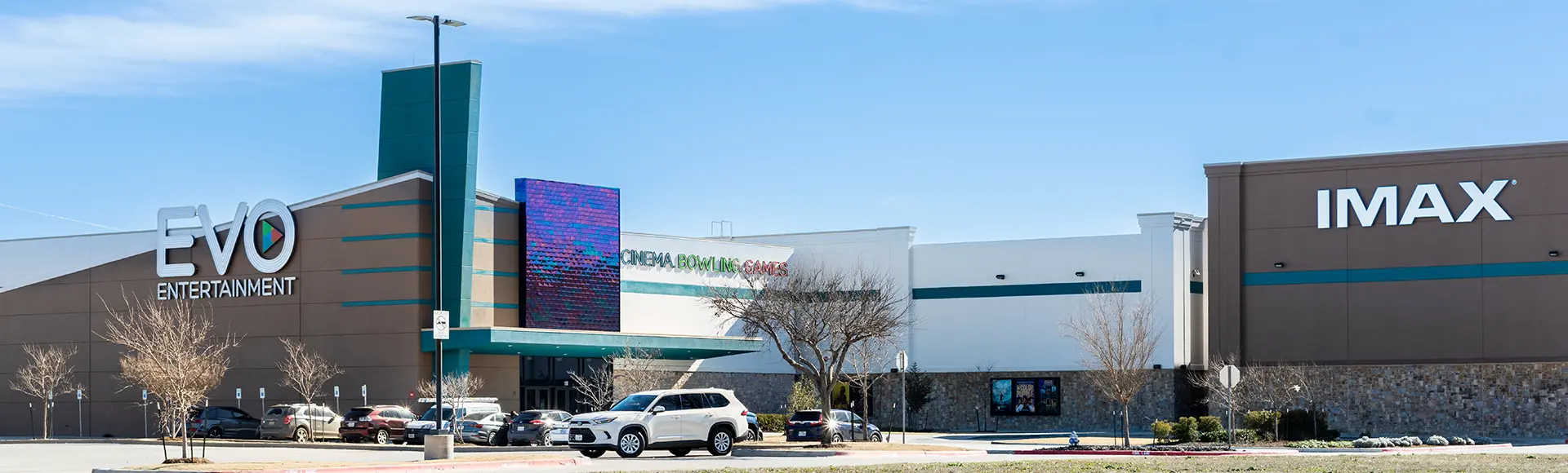 Hooky Entertainment Waxahachie - Showtimes & Tickets