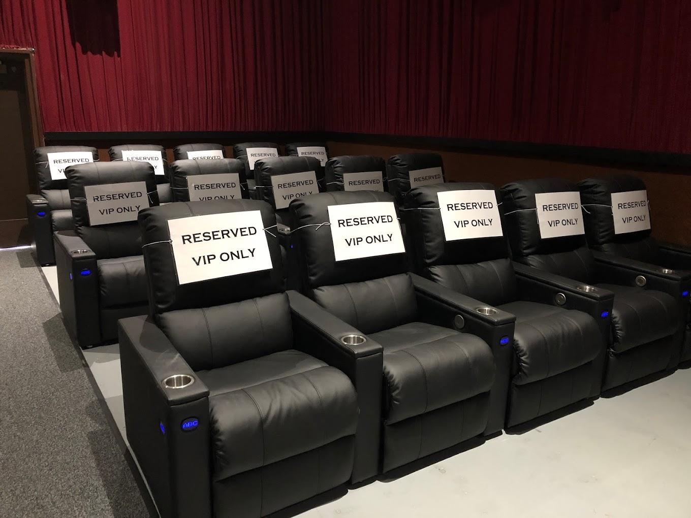 Oak Harbor Movie Theatre