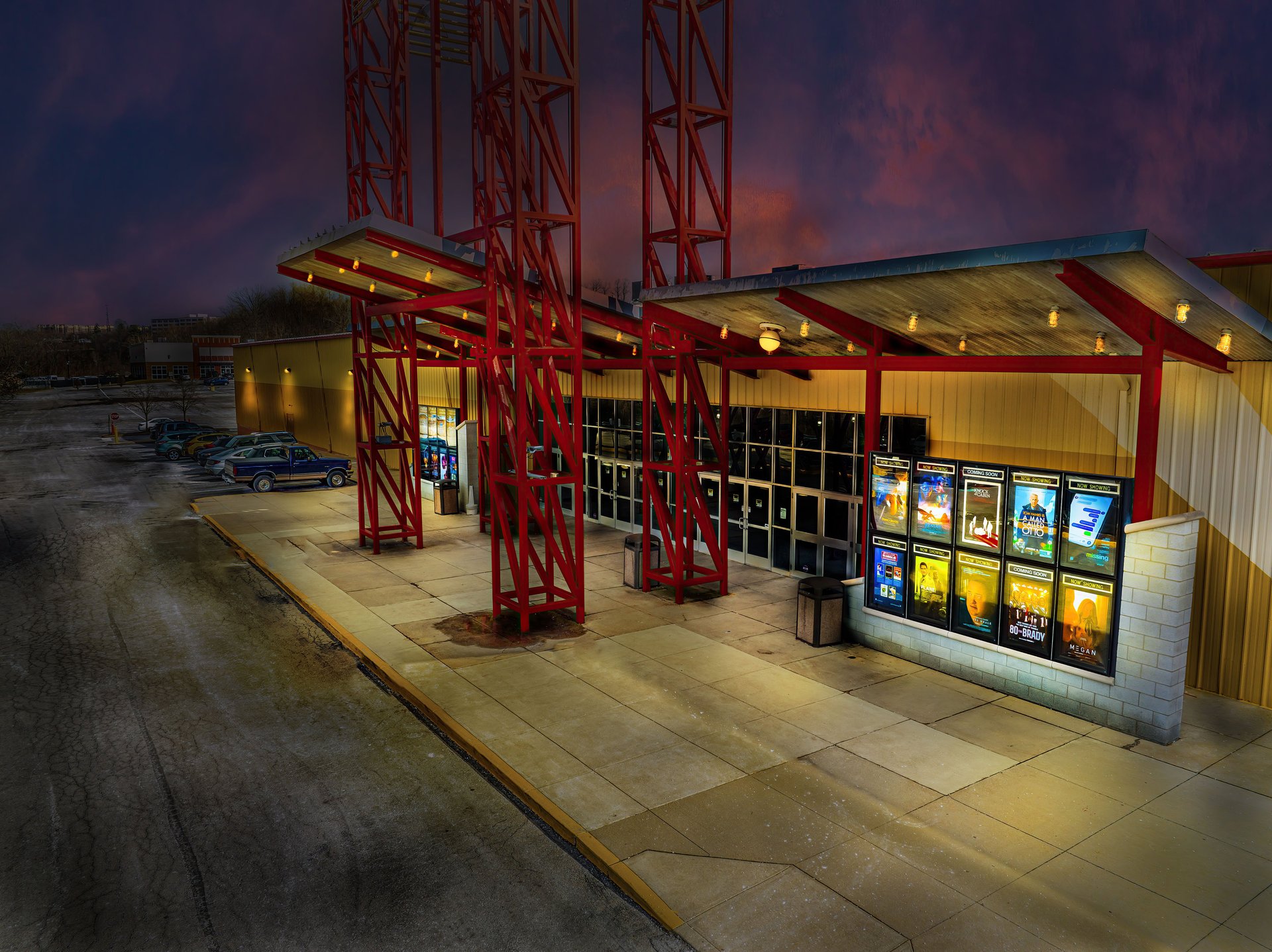 Phoenix Theatres Luxury 14 + PTX in Bridgeville, PA Showtimes