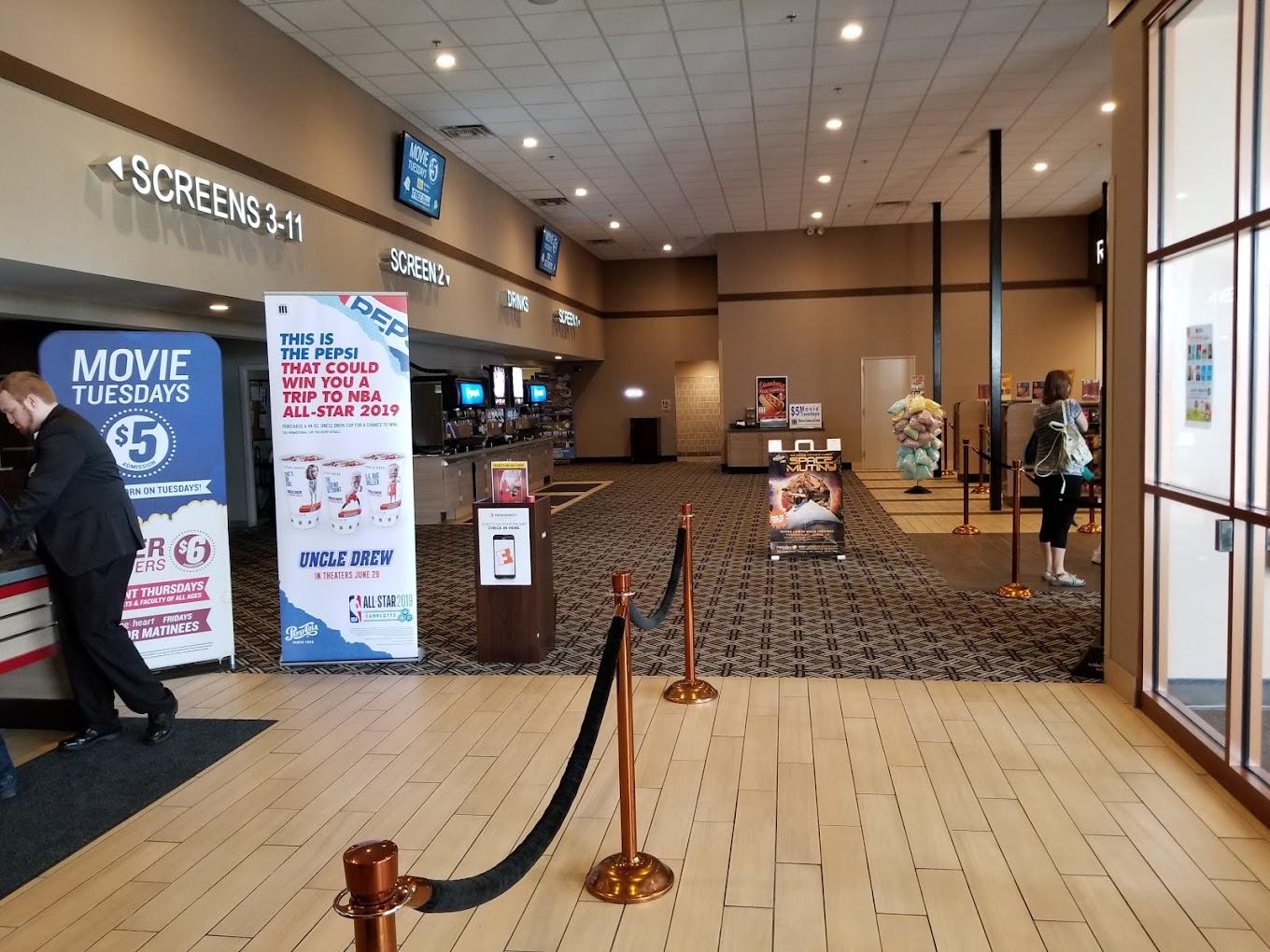 Marcus La Crosse Cinema Showtimes & Tickets