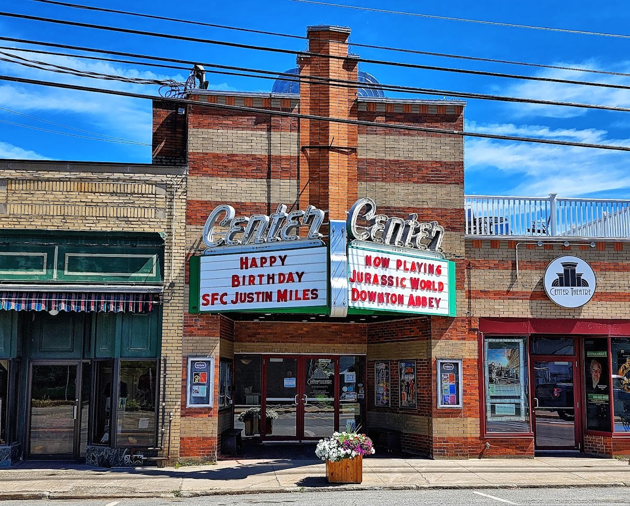 Single photo enhanced with easyHDR 3.16.1: Center Theatre- Dover-Foxcroft ME (1).heic