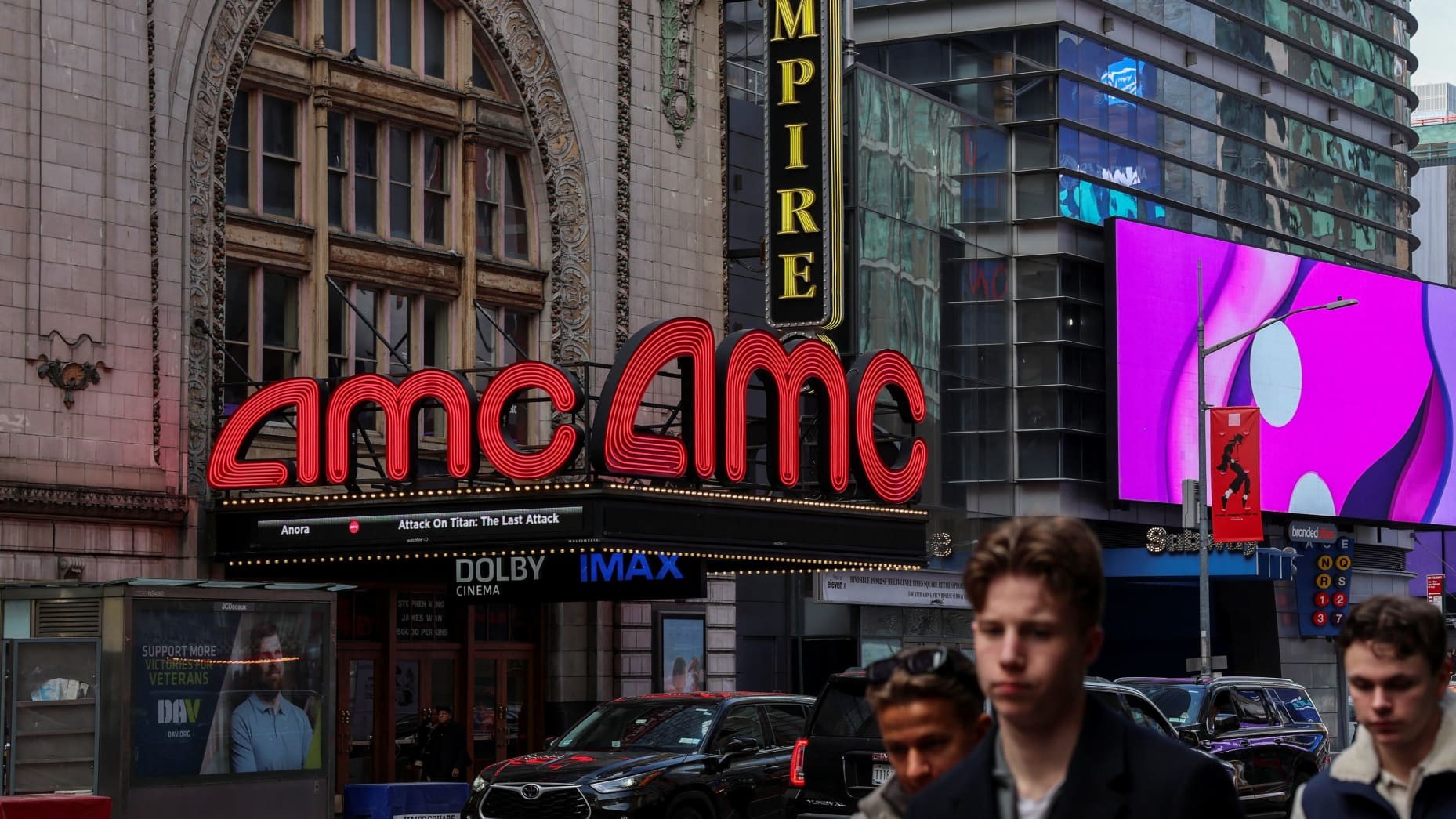 AMC Significantly Narrows Losses,...